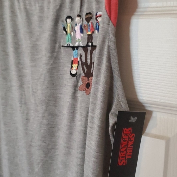Stranger Things tank - Picture 4 of 5